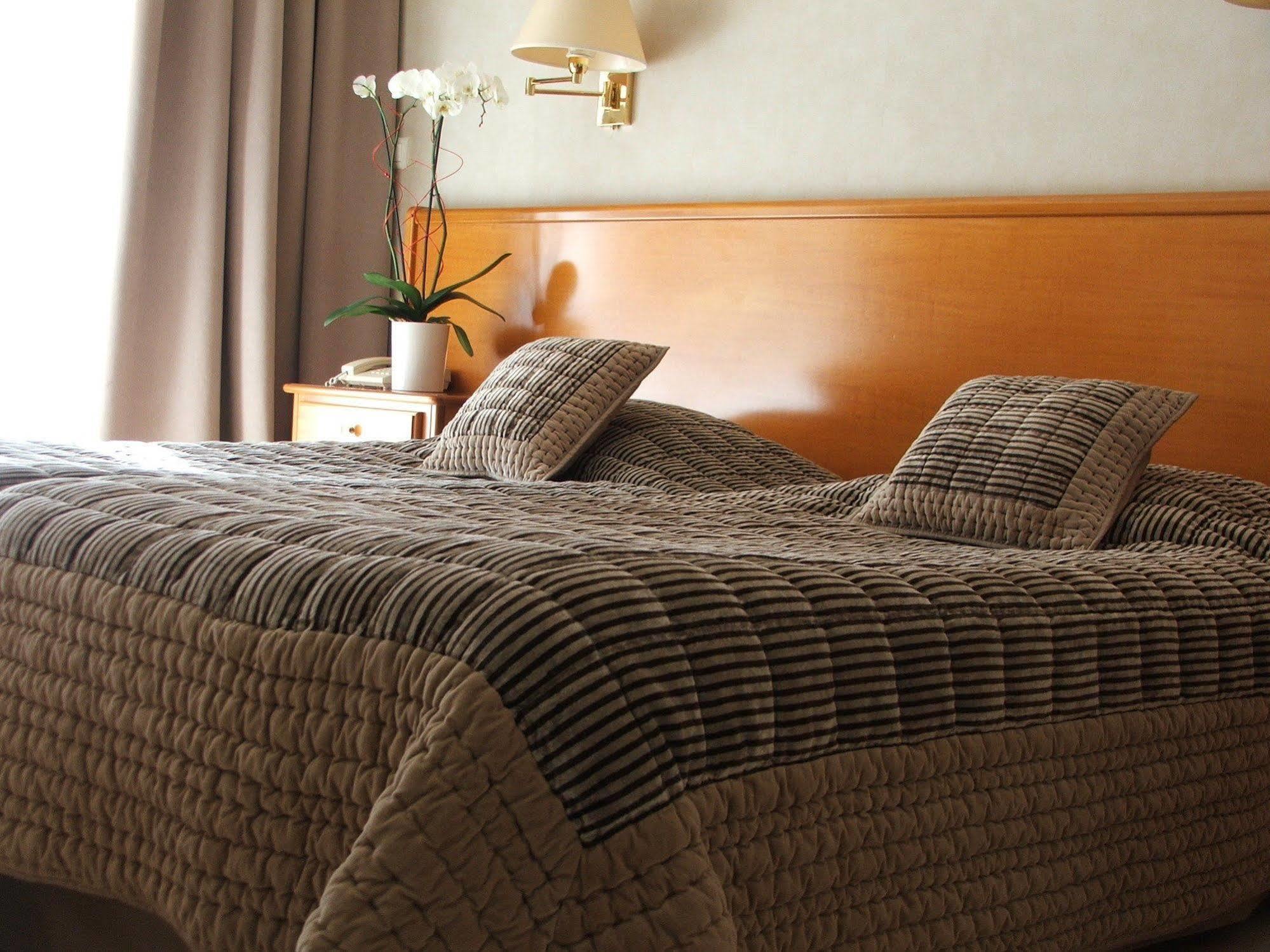 ホテル ダイアナ ヴァンス 部屋 写真